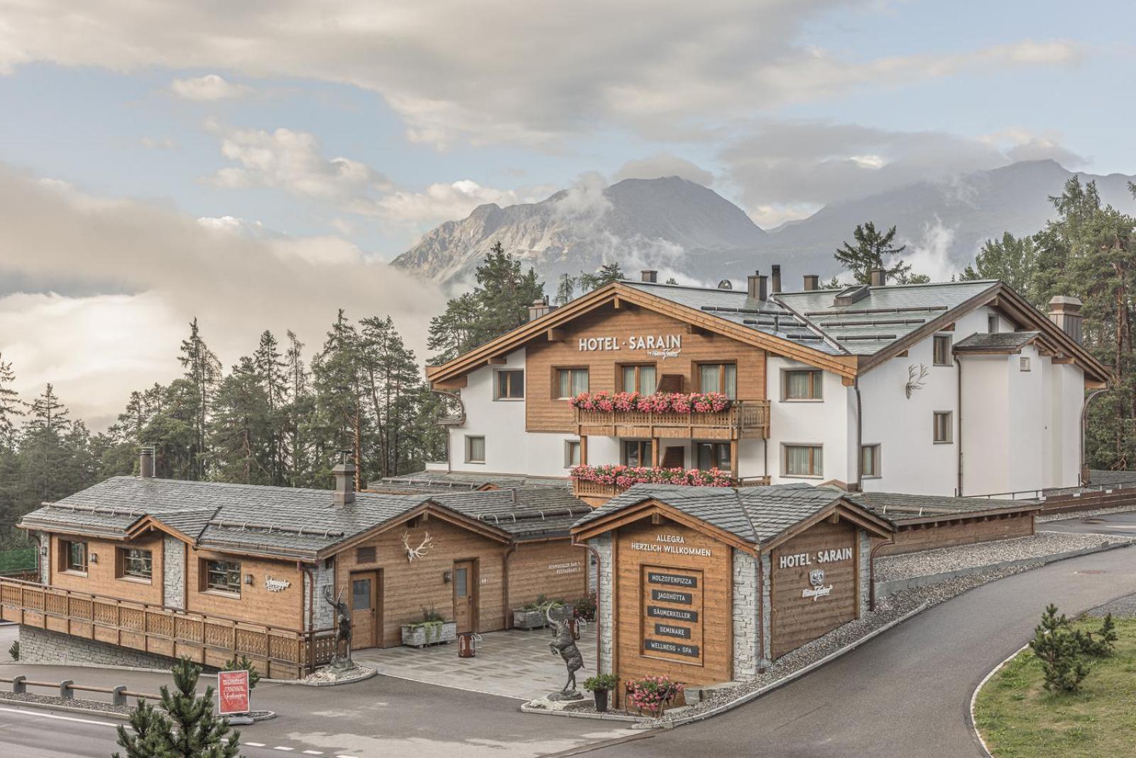 Hotel Sarain Active Mountain Resort Lenz Luaran gambar